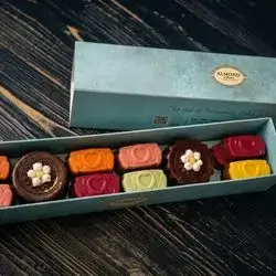 Dubai Nowruz Chocolate Box