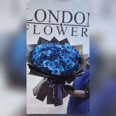 Blue Rose Bouquet – 100 Flowers