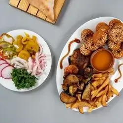 Falafel Meal (3 Person)