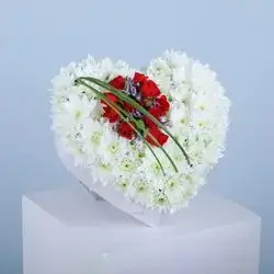 Heart-Shaped Flower Box