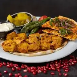 Shish Tawook (Grilled Chicken Skewers)