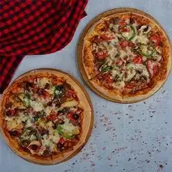 1 Mix Pizza 1 Meat Pizza With Big Cola