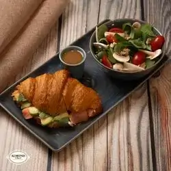 Salmon Sandwich