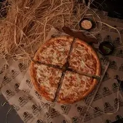 Tuna Pizza