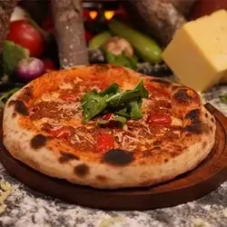 Bolognese Pizza