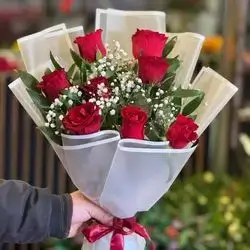 Red Flowers Bouquet