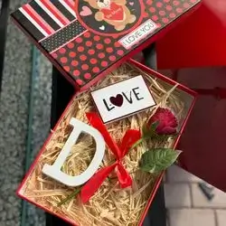 Box With Card And Rose
