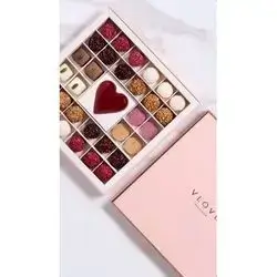 V Love Rose Box