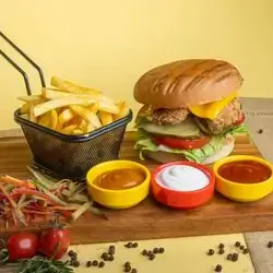 Crispy Burger with Fries