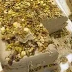 Halawa Sand With Pistachios