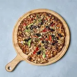 Meat And Vegetable Pizza