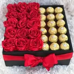 Box Red Roses & Referro Chocolate