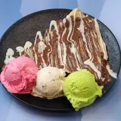 Crepe with Ice Cream