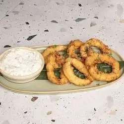 Crispy calamari rings
