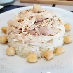 Kasa Brnj With Chickpeas