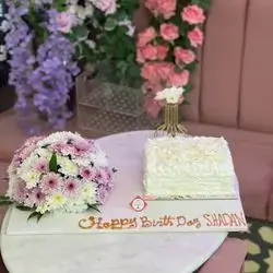 Vanilla Flavored Cake ( For 10 Person )
