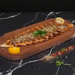 Meat Qawrma Pide