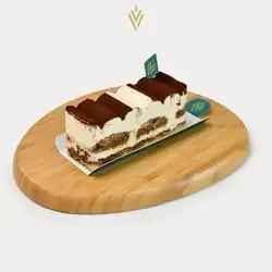 Tiramisu Cake