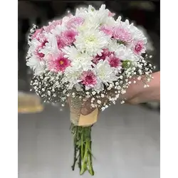 Lily And Dawoodi Bouquet 30 Flowers