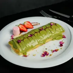 Pistachio Roll Crepe