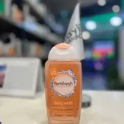 Femfresh daily wash with aloe vera