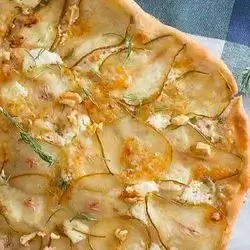 Pizza Gorgonzola Pere E Noci