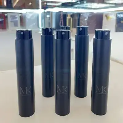 Luxury Mini Refillable Perfume Bottle 10ml - Black - 1pcs