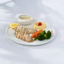 Chicken Fillet With Lemon Sauce