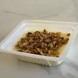 Walnut Muhallebi