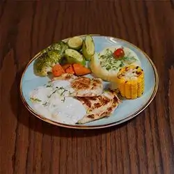 Madeira’s Special Chicken Plate