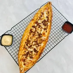 Meat & Cheese Pida