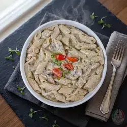 Penne Alfredo Curry