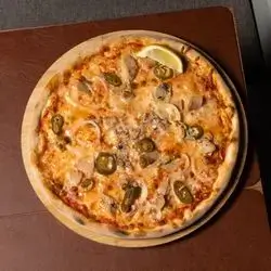 Tuna Pizza