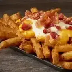 Potato Wedges With Cheese And Beef