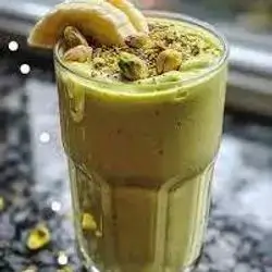 Banana And Pistachio Juice