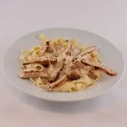 Fettuccine Alfredo
