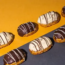 Chocolate Éclair