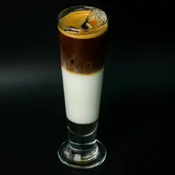 Iced Vanilla Latte