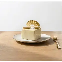 White Chocolate Cake