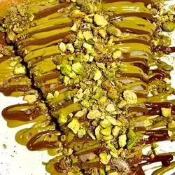Pistachio Crepe