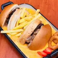 Chef's Burger with Cheese