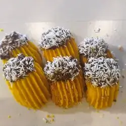 Petit Four