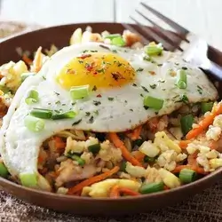 Vegetable Fried Rice with Chicken & Egg