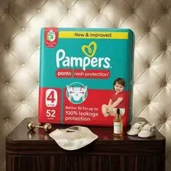 PAMPERS 4 ( 52 PCS ) PANTS