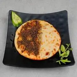 Thyme Fatayer With Cheese