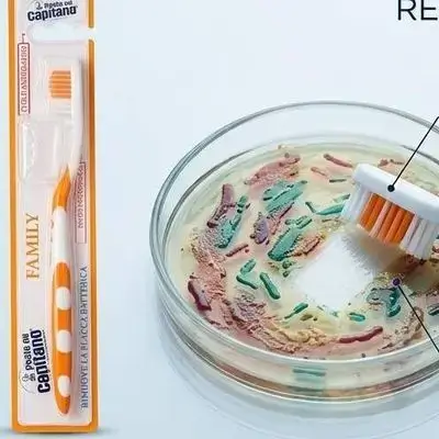 Pasta del Capitano Family Toothbrush (Medium)