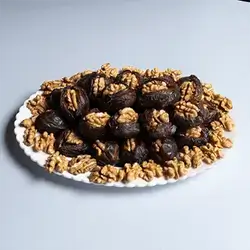 Dates With Walnut
