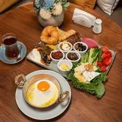 Single Breakfast