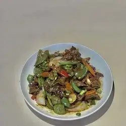 گۆشت بە بیبەری تیژ