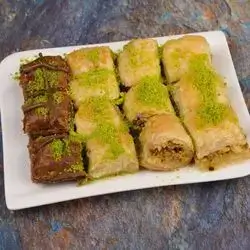 Baklava with pistachio